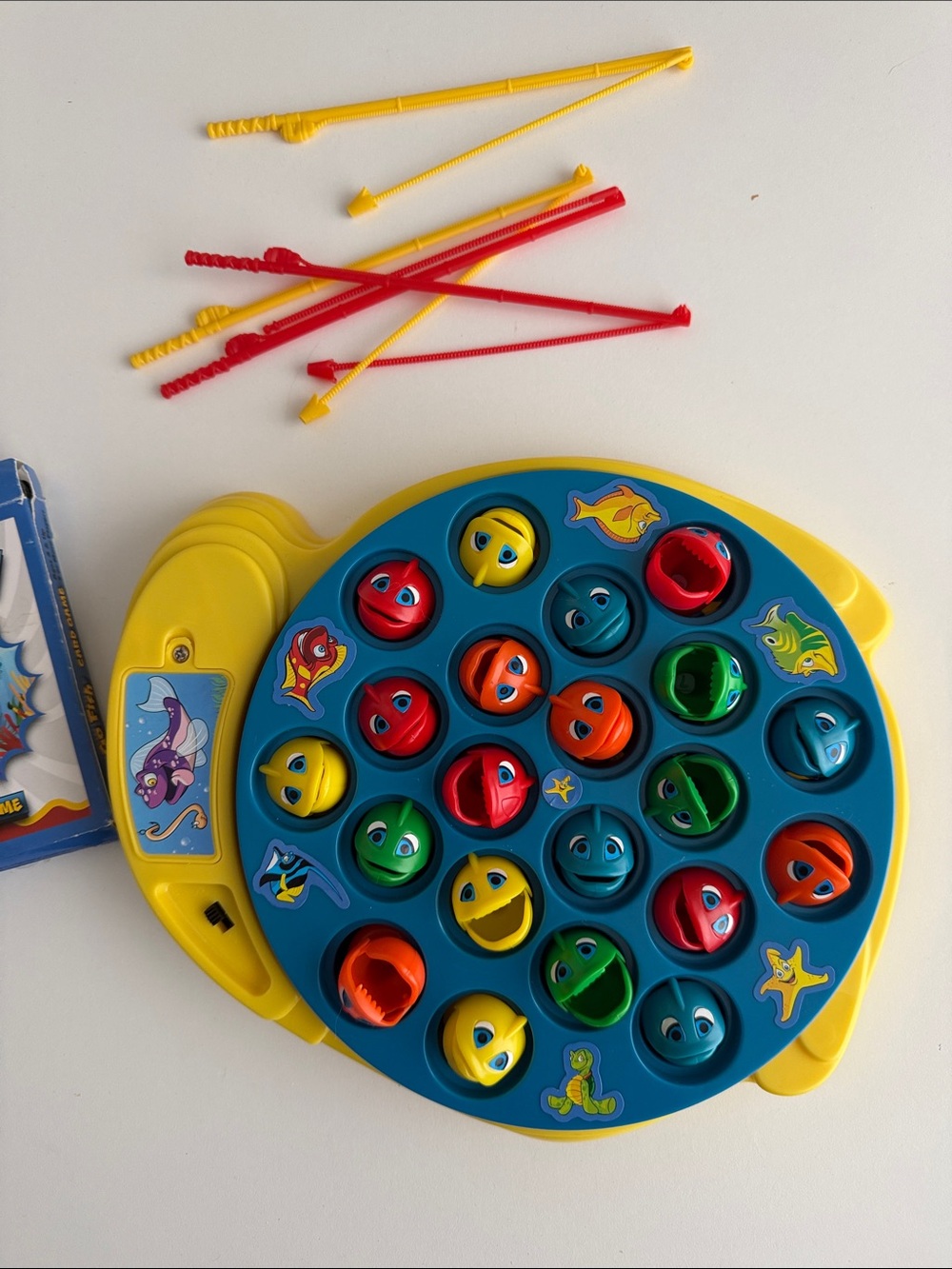 Classic Let’s Go Fishing Game Set for Kids - Multicolor - Original - Nostalgia